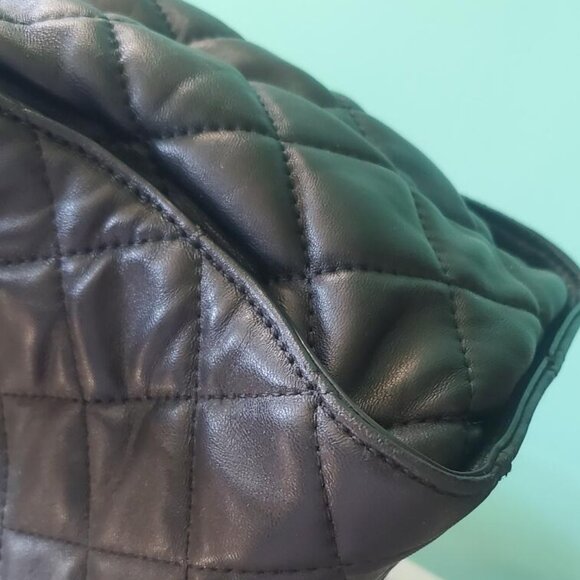 Michael Kors Susannah Large Quilted Black Tote Bag - Picture 7 of 16